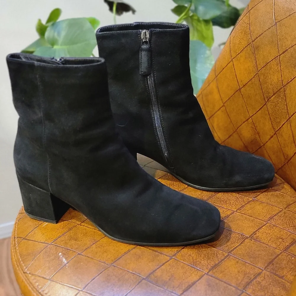 Aquatalia Suede Ankle Boots 9.5 Black - Picture 2 of 6